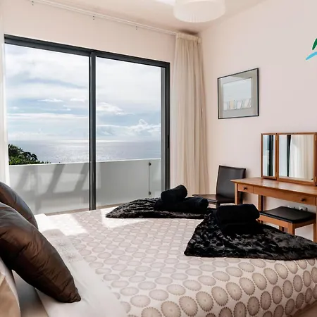 Ourmadeira - The Designhouse, Contemporary Vila