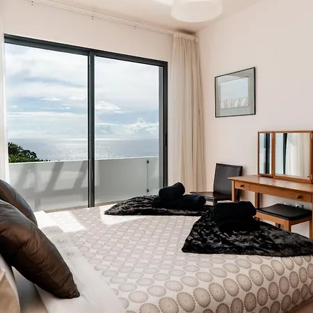 Ourmadeira - The Designhouse, Contemporary Arco da Calheta (Madeira)